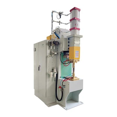 Les condensateurs d'un poste de soudage à décharge capacitive peuvent-ils être remplacés ?